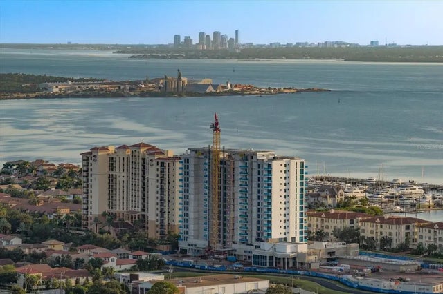 5701 Bowen Daniel Dr. 805, TAMPA