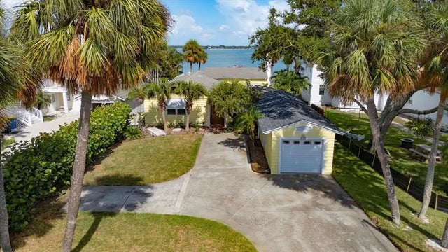 925 Bay Esplanade, CLEARWATER BEACH