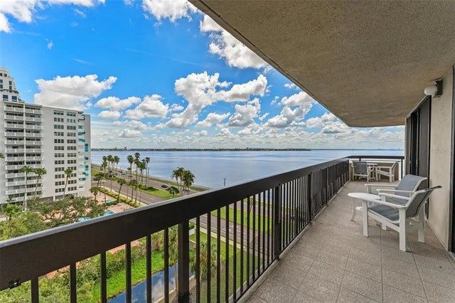 2413 Bayshore Boulevard 805, TAMPA