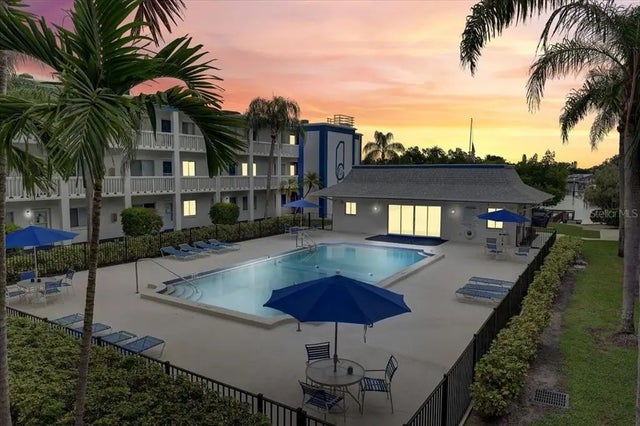 350 79th Avenue N 204, ST PETERSBURG