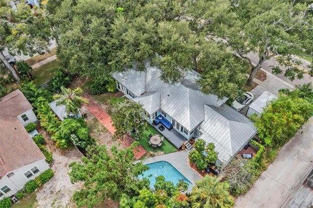 801 22nd Street N, ST PETERSBURG