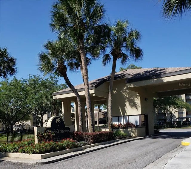 13626 Greenfield Drive 309, TAMPA