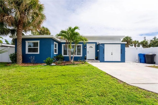 4011 Helena Street Ne, ST PETERSBURG